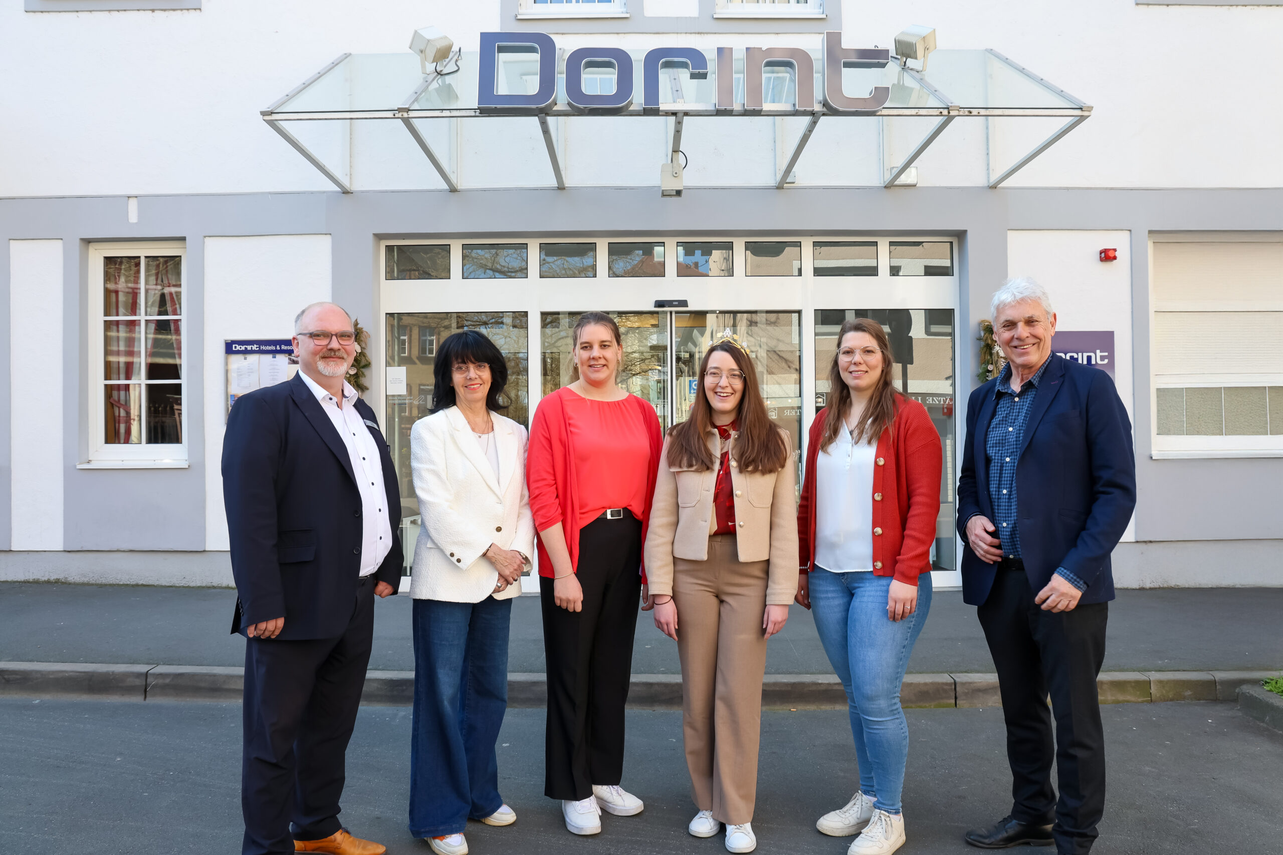 DEHOGA-Schulung für die Weinkönigin-Anwärterinnen