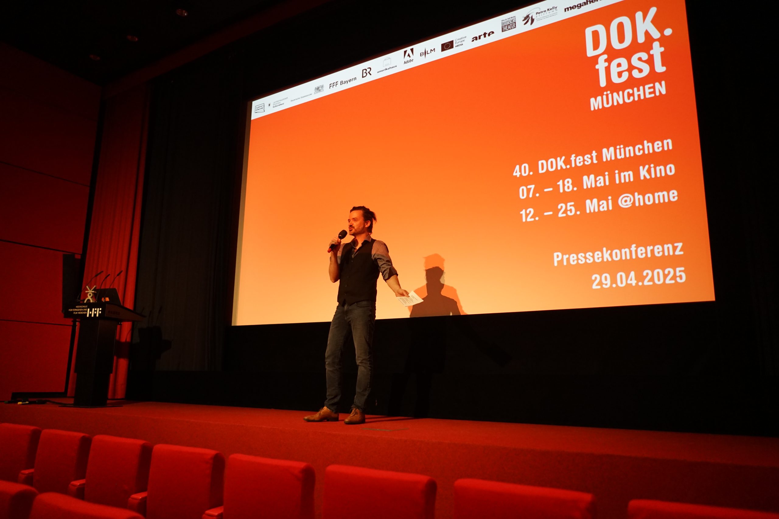 DOK.fest München und Frankenwein