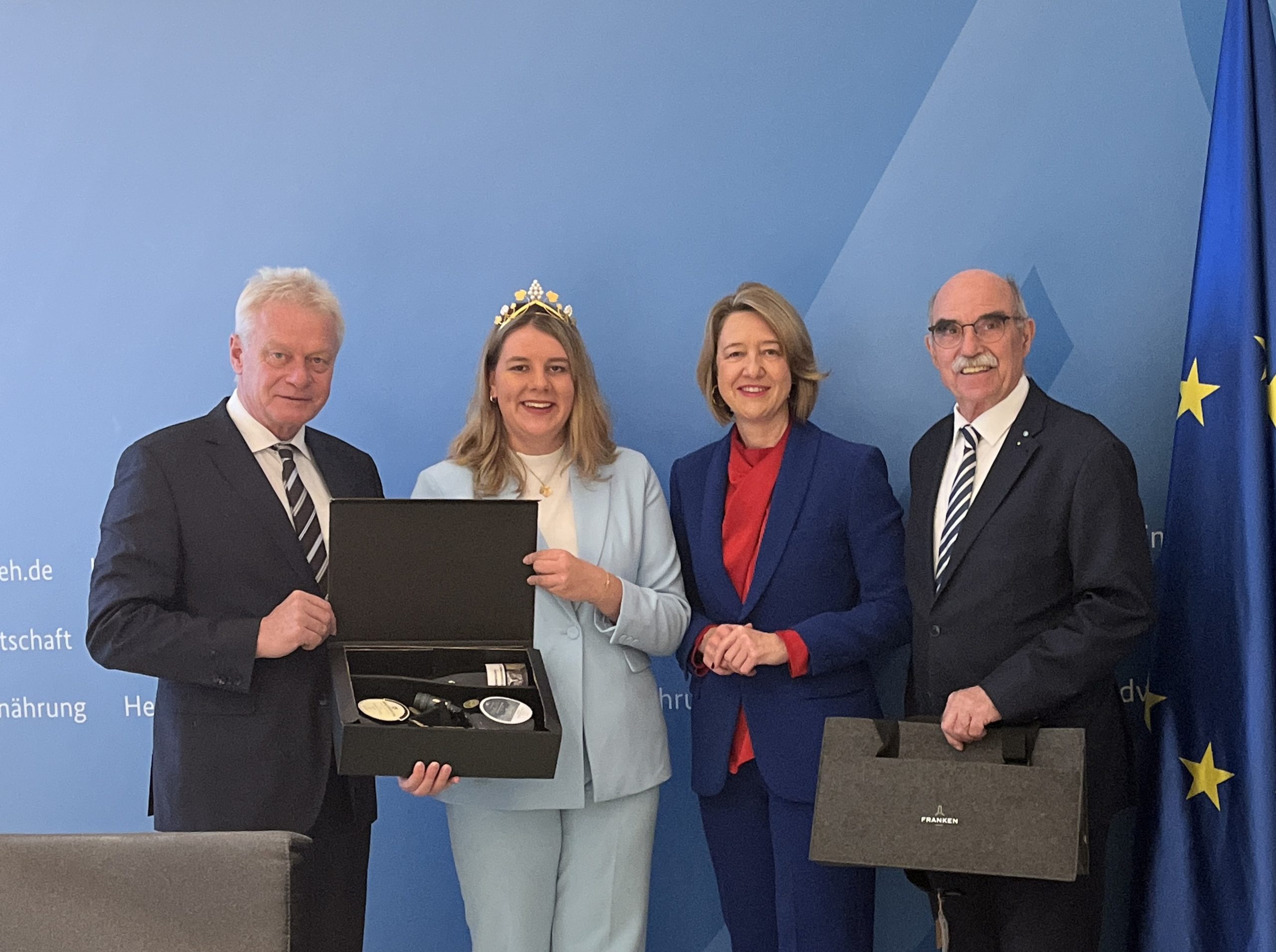 Präsident des Fränkischen Weinbauverbands trifft Minister Rainer