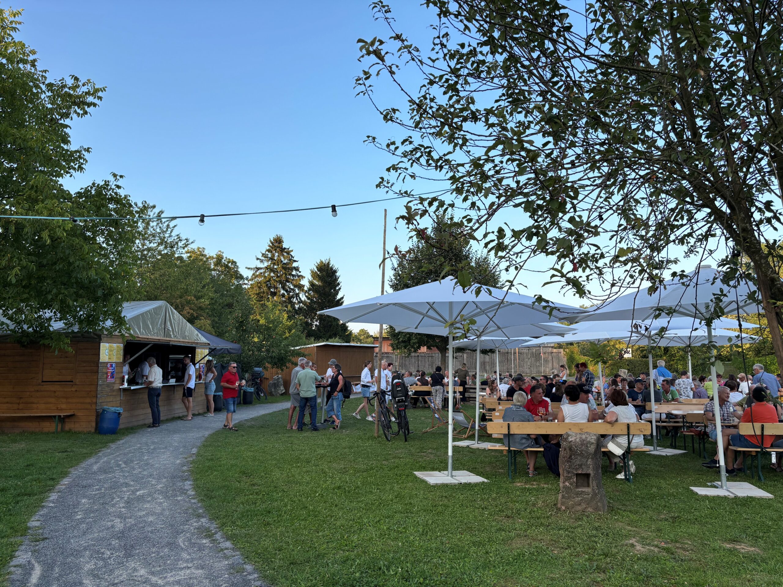 weinhaltestelle karoline apfelbacher