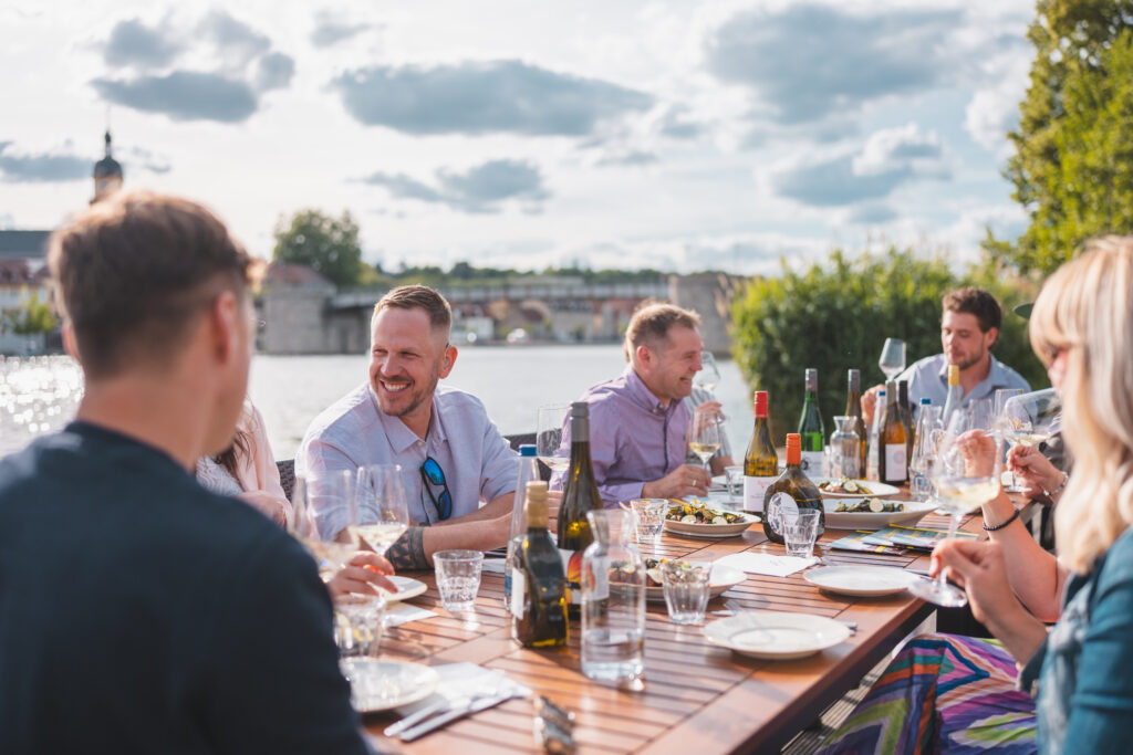 Silvaner liebt Grillen in Kitzingen. Foto atelier zudem