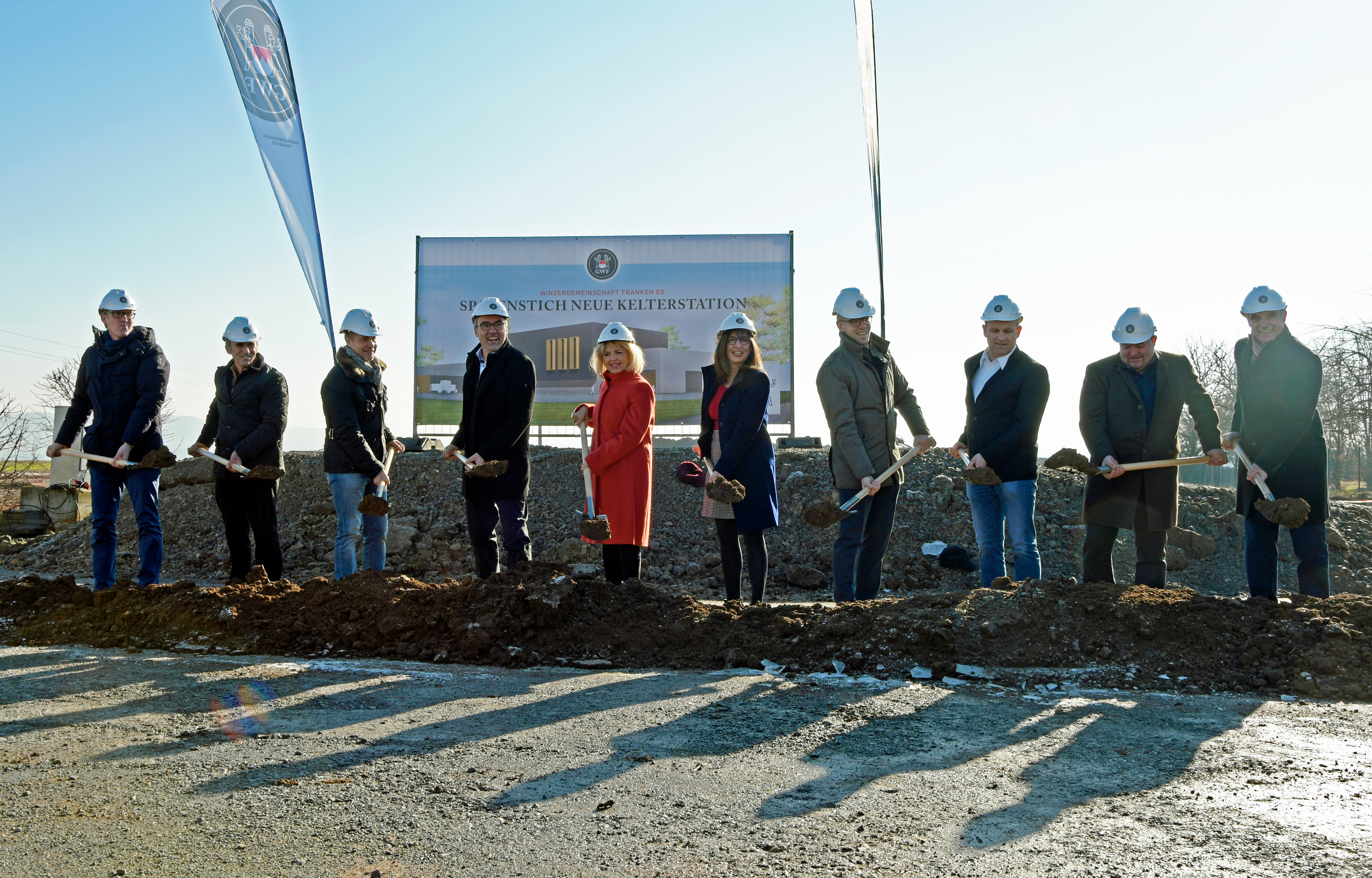 Winzergemeinschaft Franken baut zentrale Kelterstation