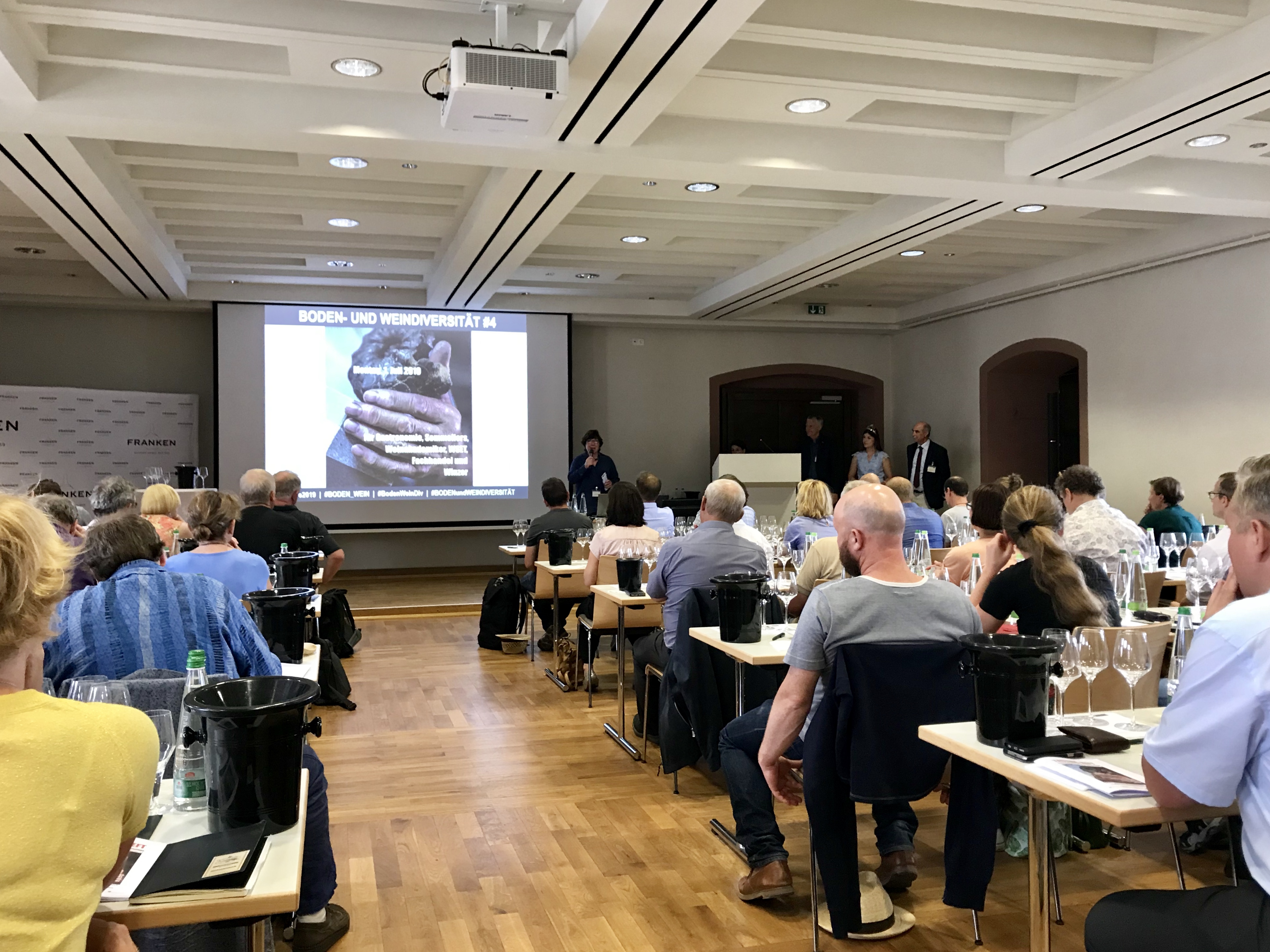 Fach-Symposium Boden- und Weindiversität #4 in Würzburg