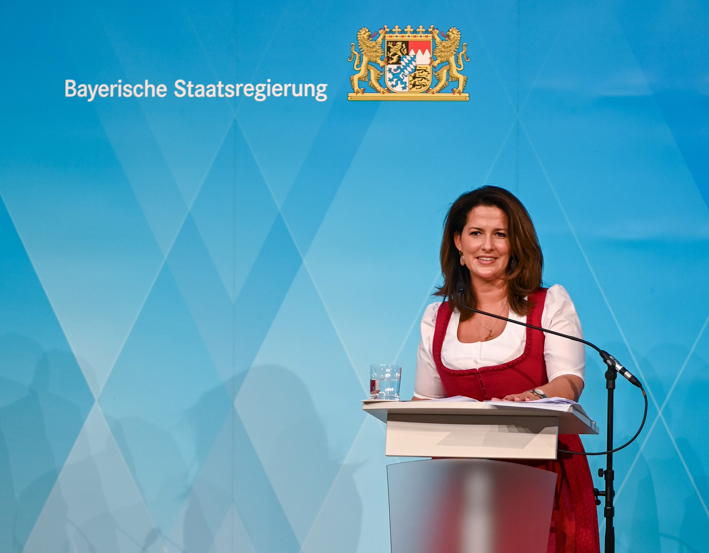 Kaniber ordnet Landwirtschaftsverwaltung in Bayern neu