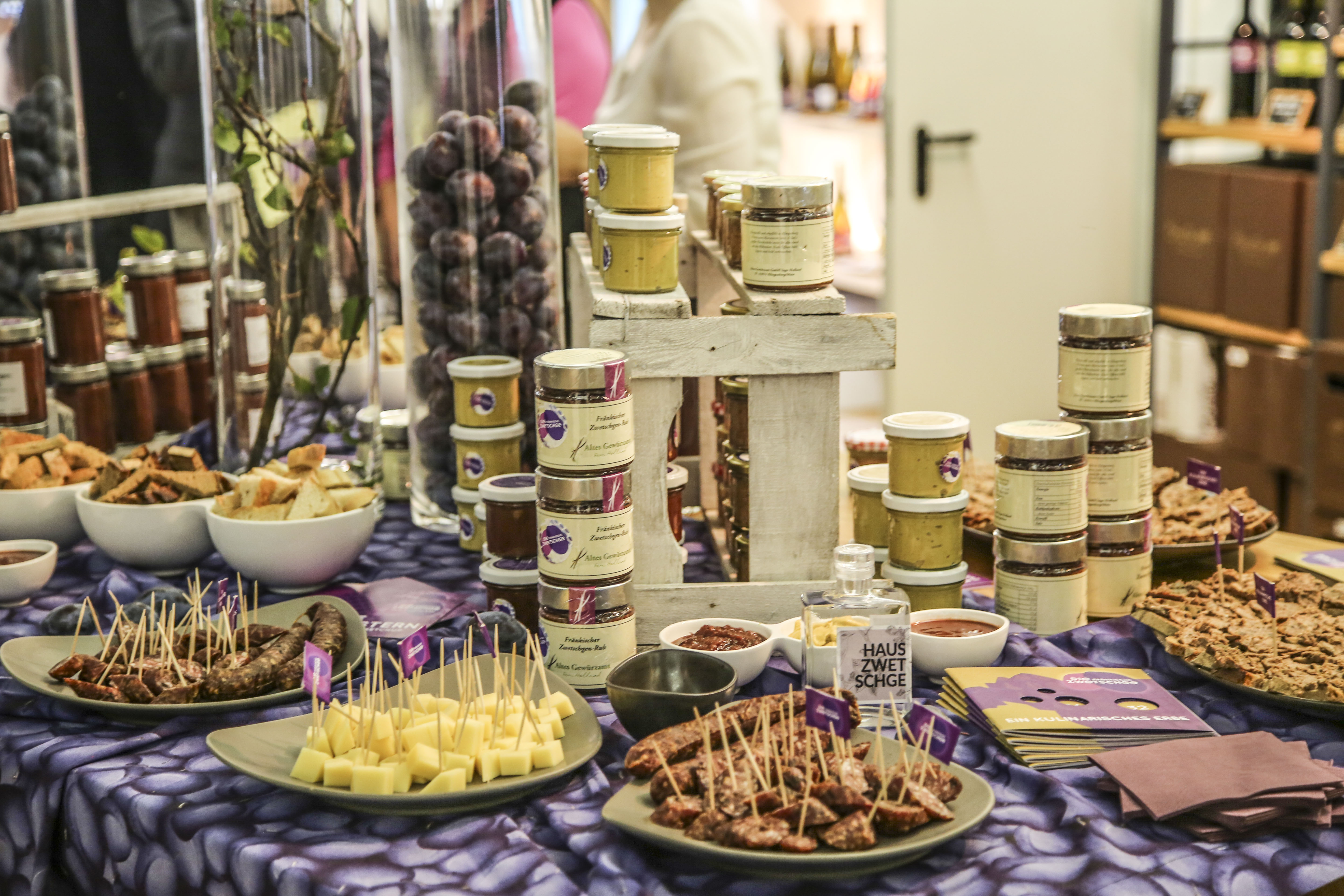 Fränkischer Shootingstar Zwetschge sucht Verkaufshelden