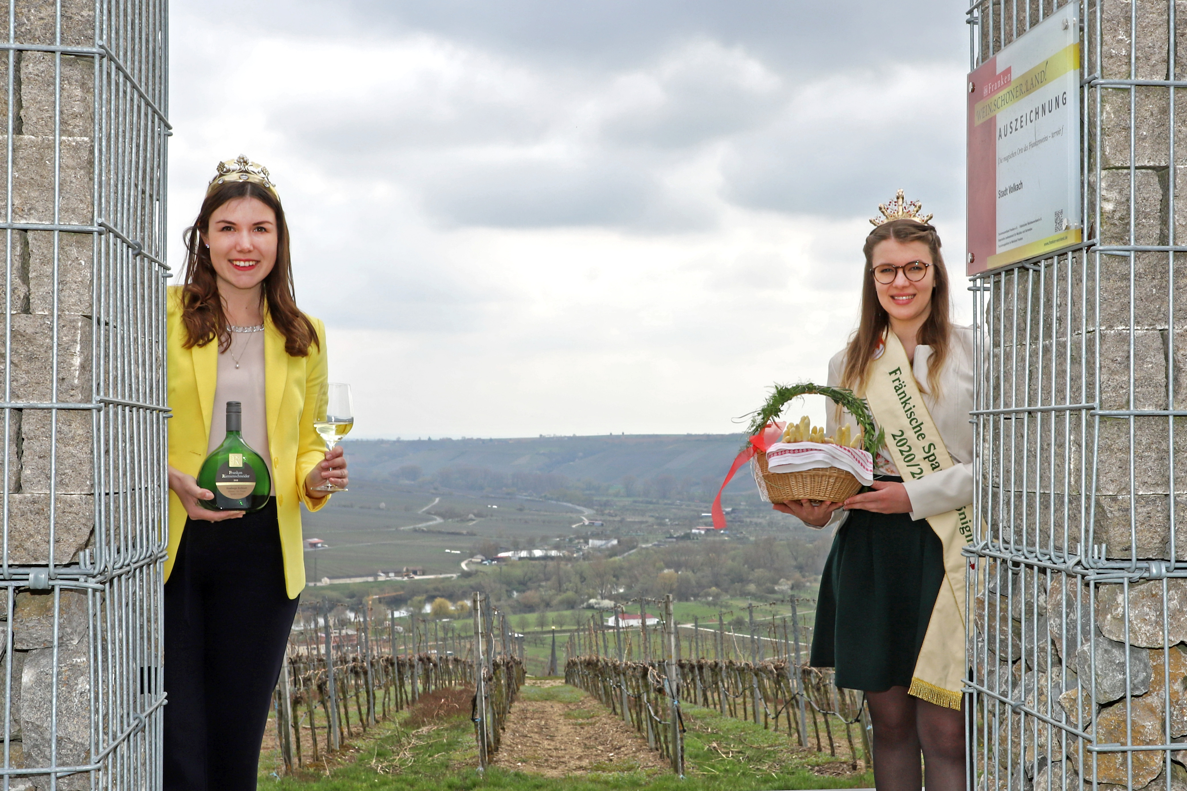 Fränkische Weinkönigin und Fränkische Spargelkönigin geben Tipps zur Spargelzeit