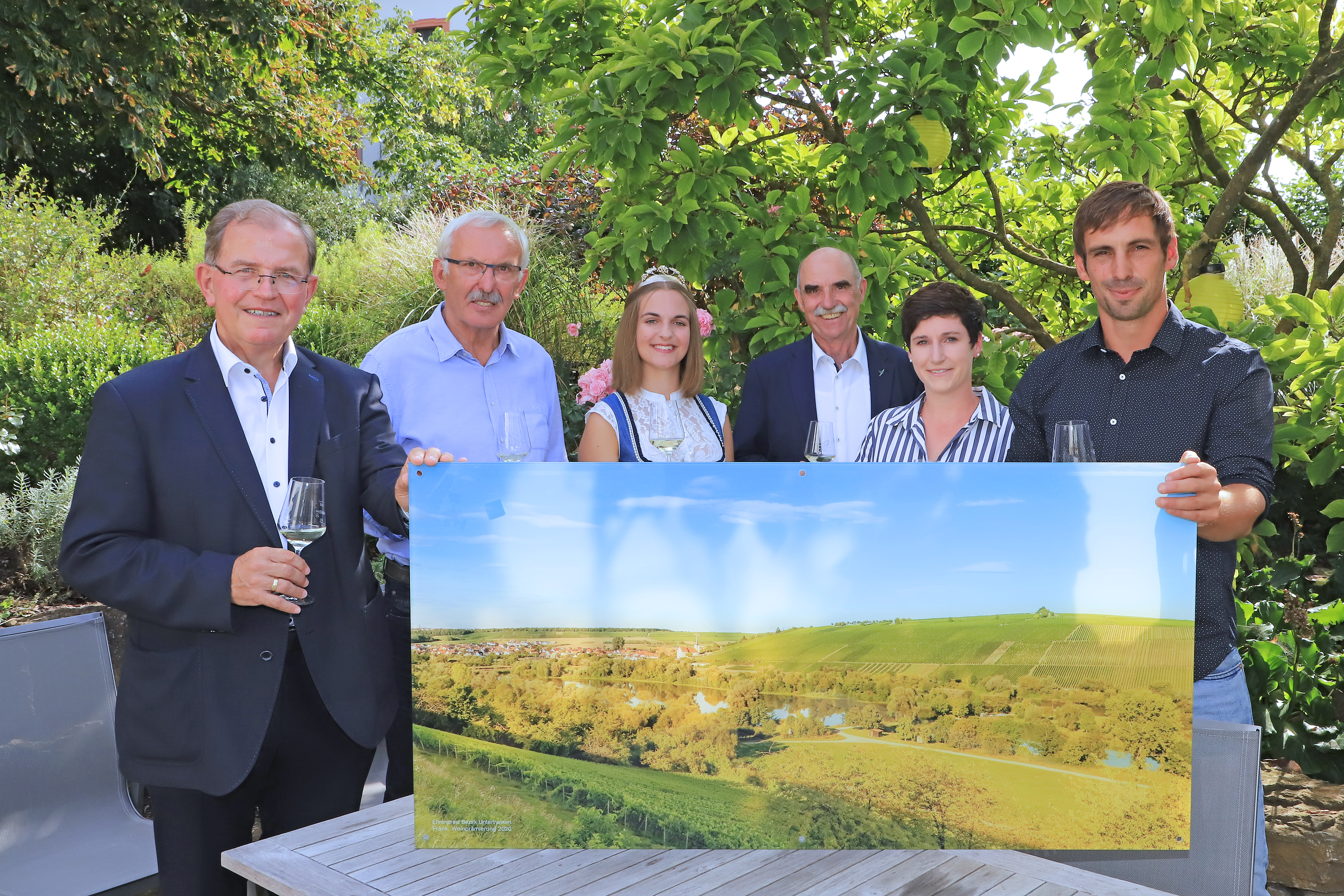 Ehrenpreis des Bezirks Unterfranken geht an das Weingut Dereser in Stammheim