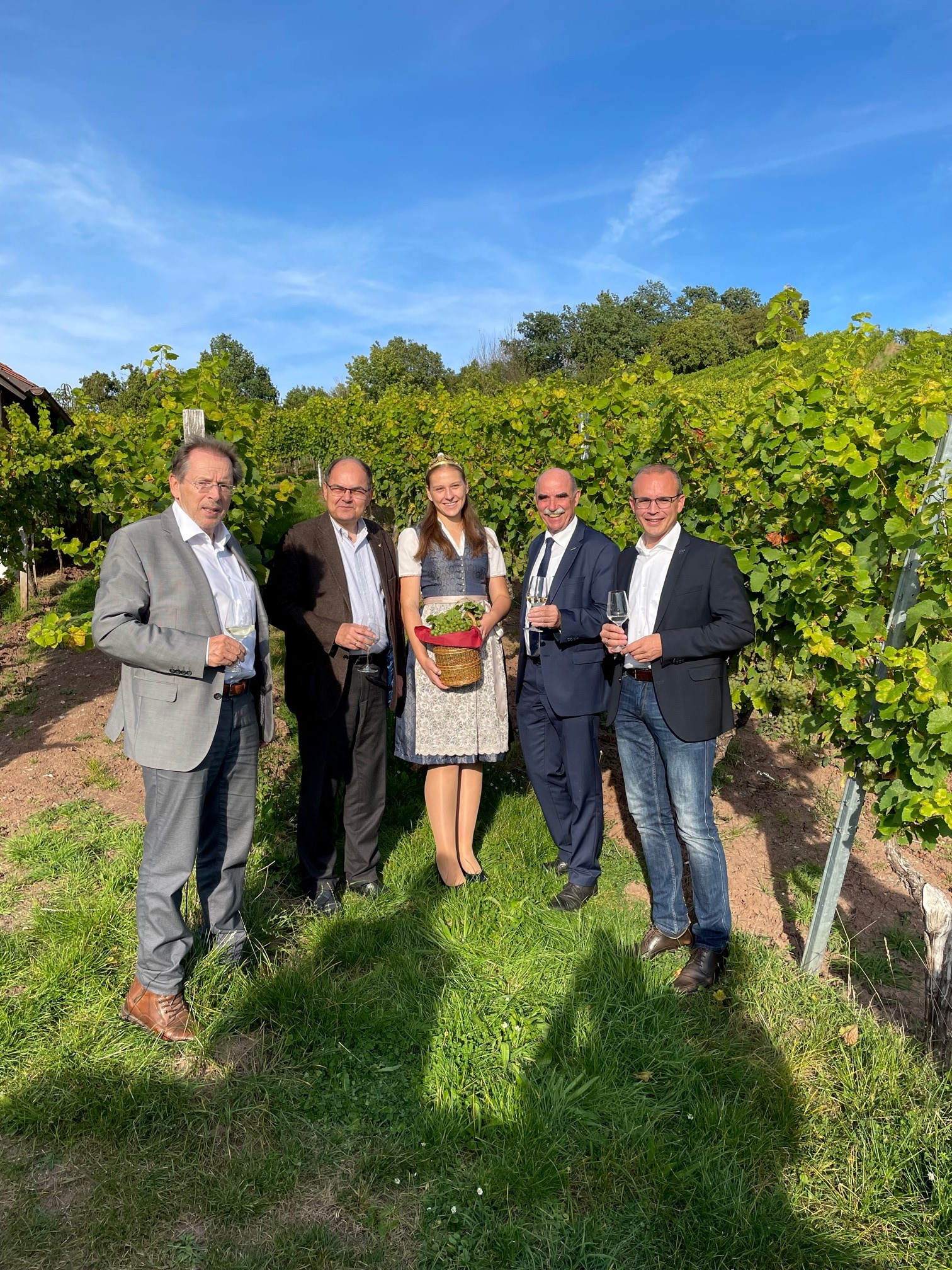 Weinbaupolitisches Gespräch des Fränkischen Weinbauverbands mit MdB Christian Schmidt