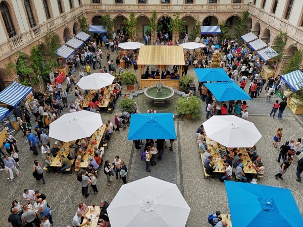 Winzer für Käsegenussmarkt im Rahmen der Bauernmarktmeile am 25.09.2022 in München gesucht