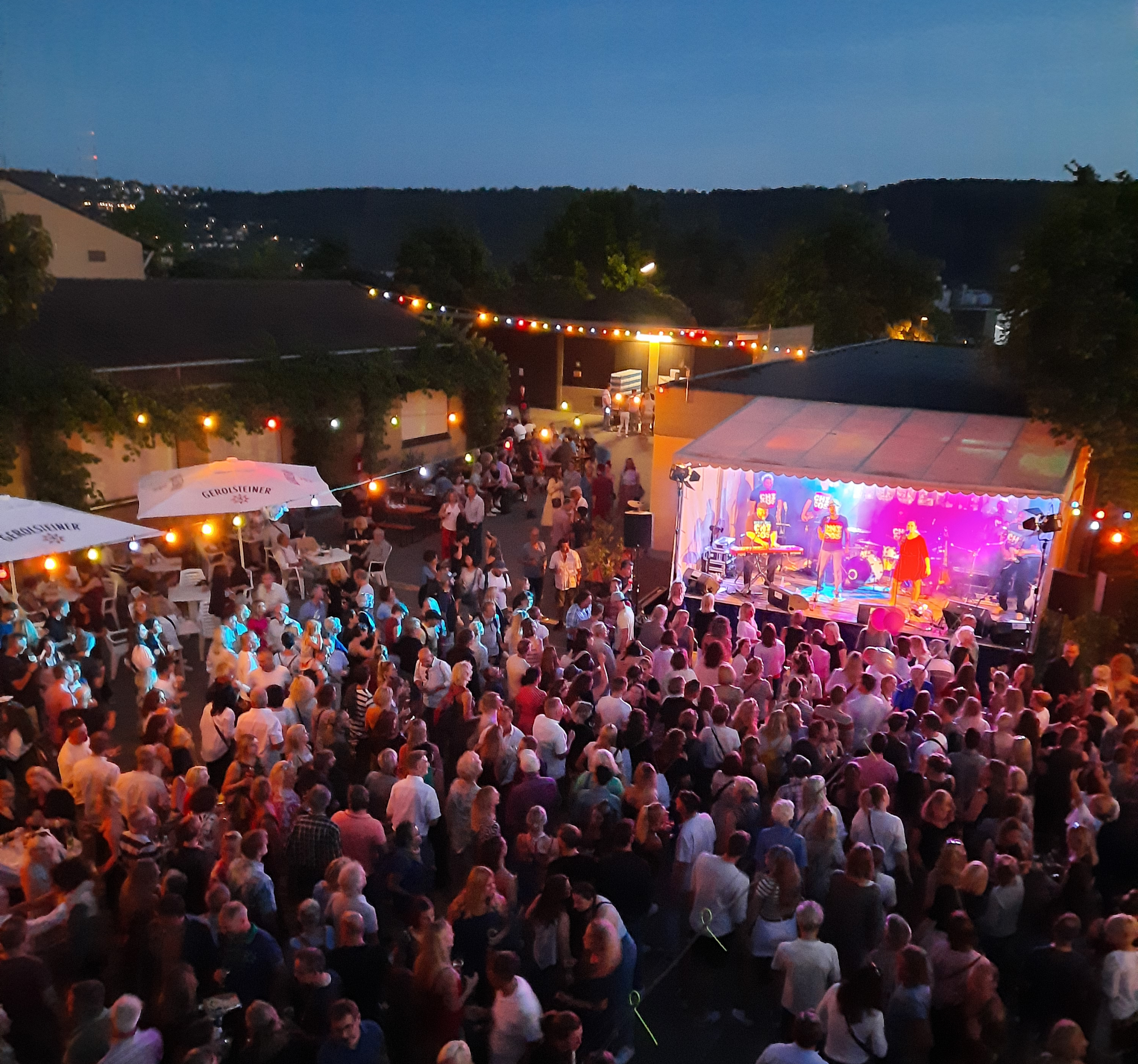 Bürgerspital Weingut feiert WEIN.PARTY am Pfaffenberg am 28.+.29. Juli 2023