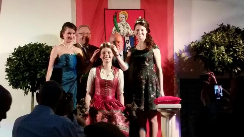 Krönung Retzbacher Weinprinzessin